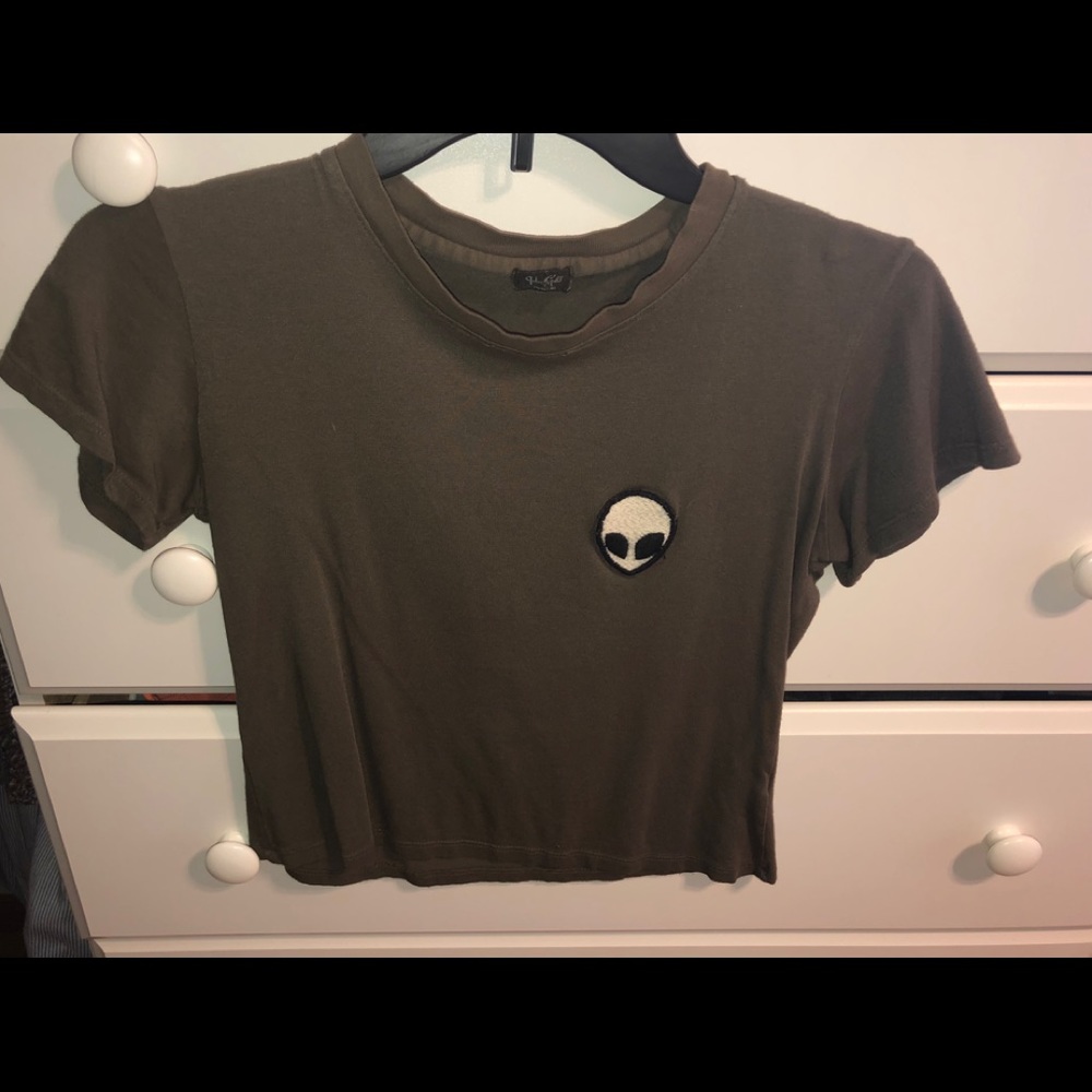Green tee shirt